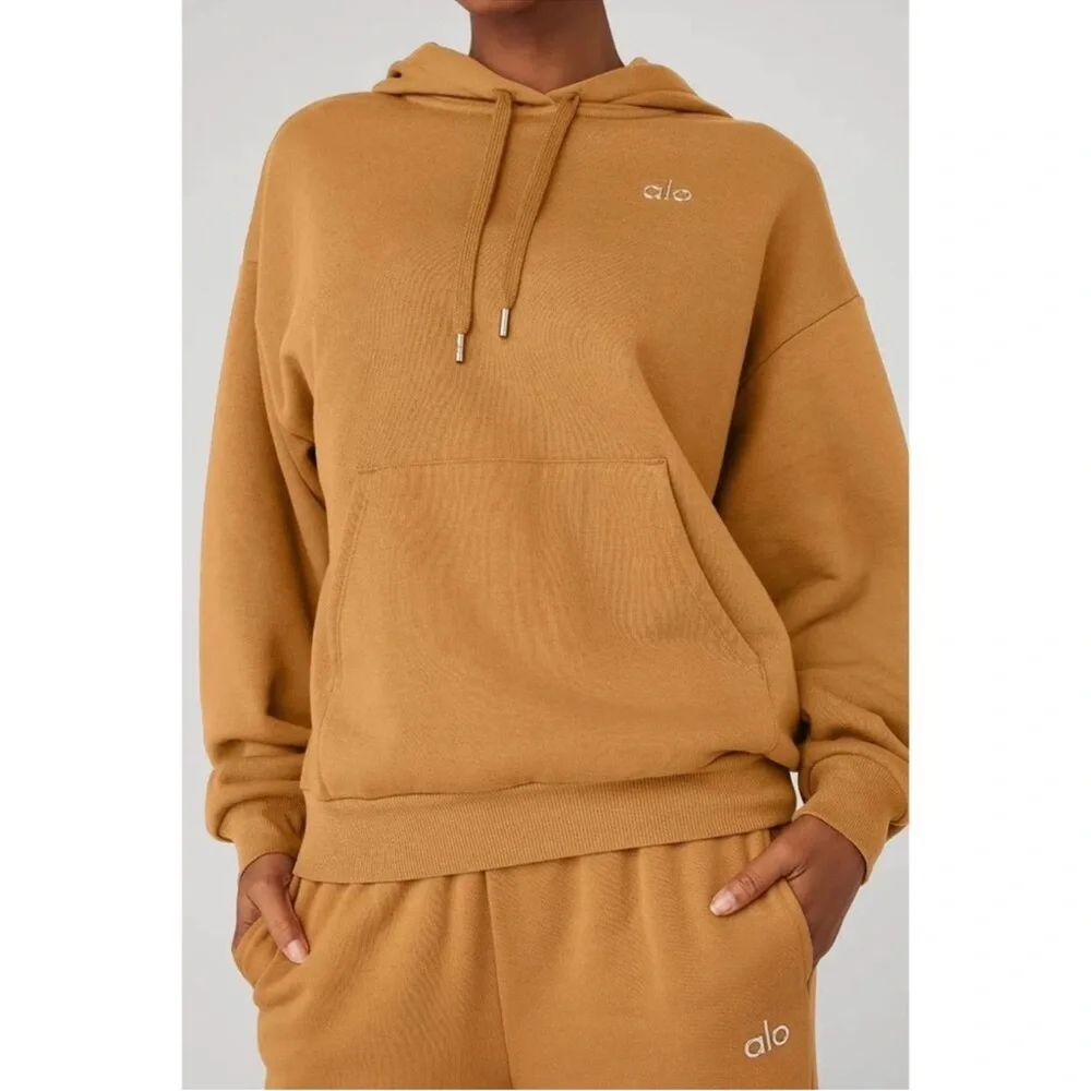 ALO Yoga Toffee Accolade Hooded Sweatshirt Medium Rare